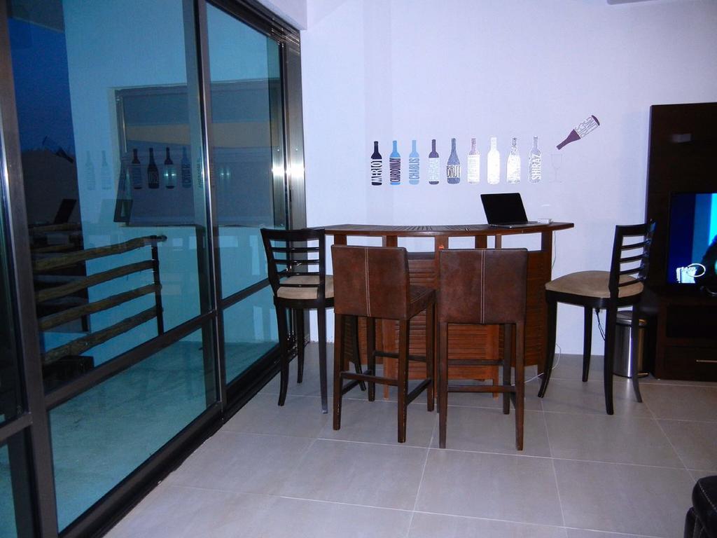 Hostal Urbano - Aeropuerto Alfredo V. Bonfil Exterior foto